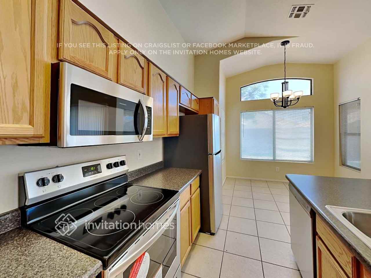 8609 W Mission Ln - Photo 6 of 18