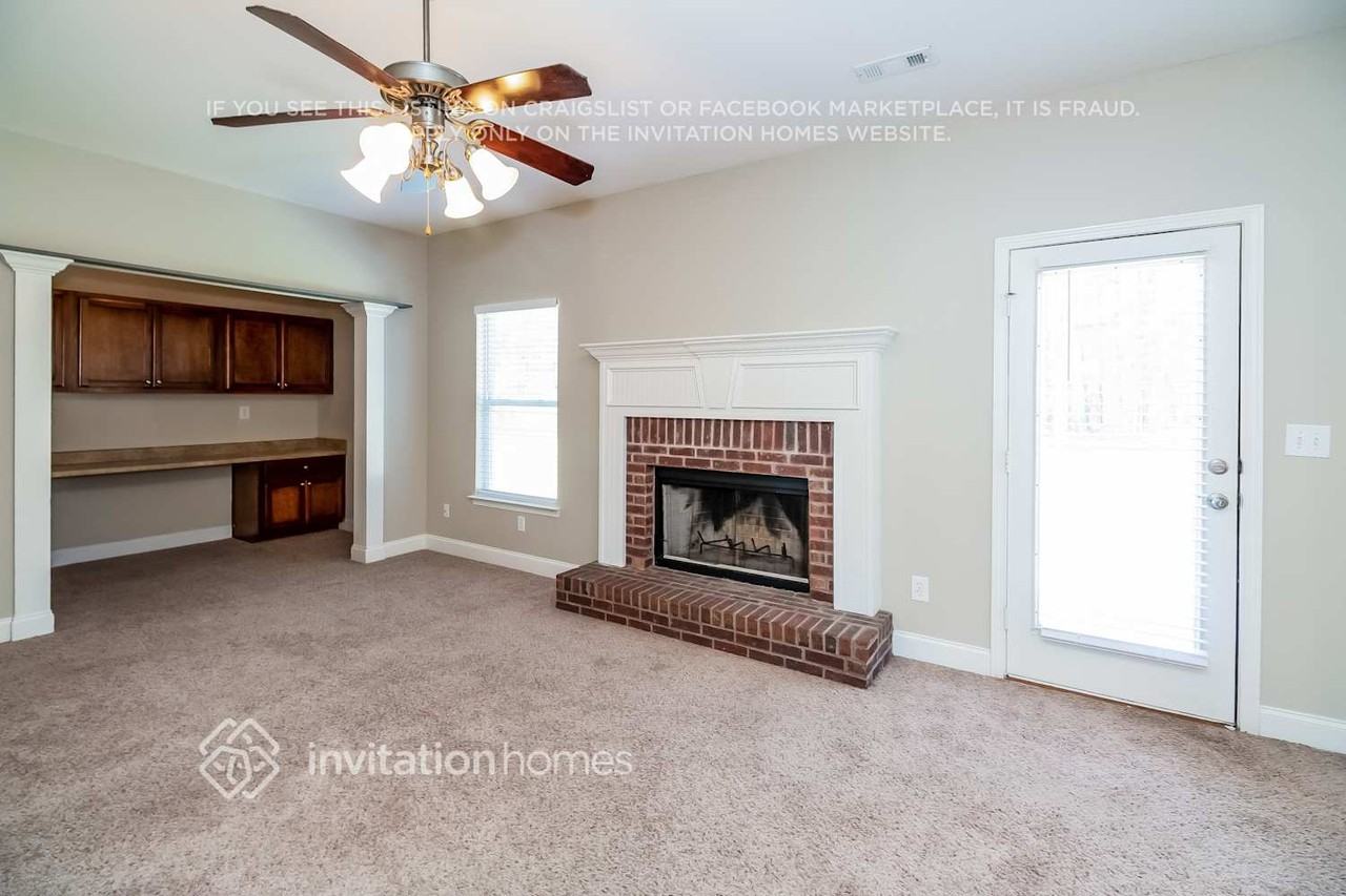 154 Shoal Park Dr #59 - Photo 4 of 20