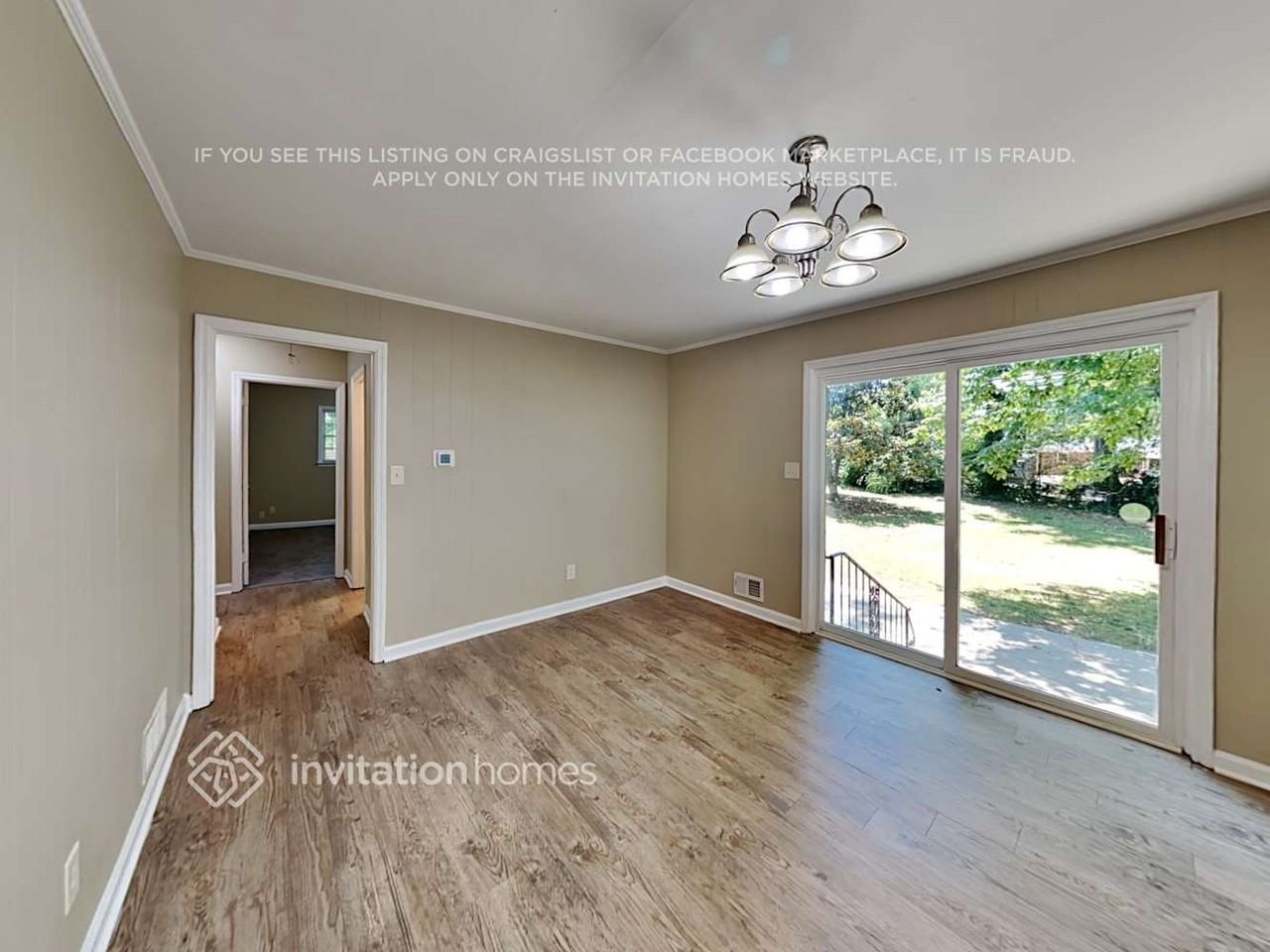 1557 Virginia Pl - Photo 4 of 17