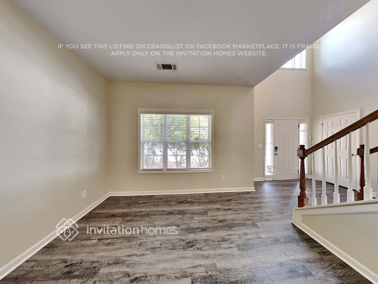 2450 Freemont St - Photo 5 of 22