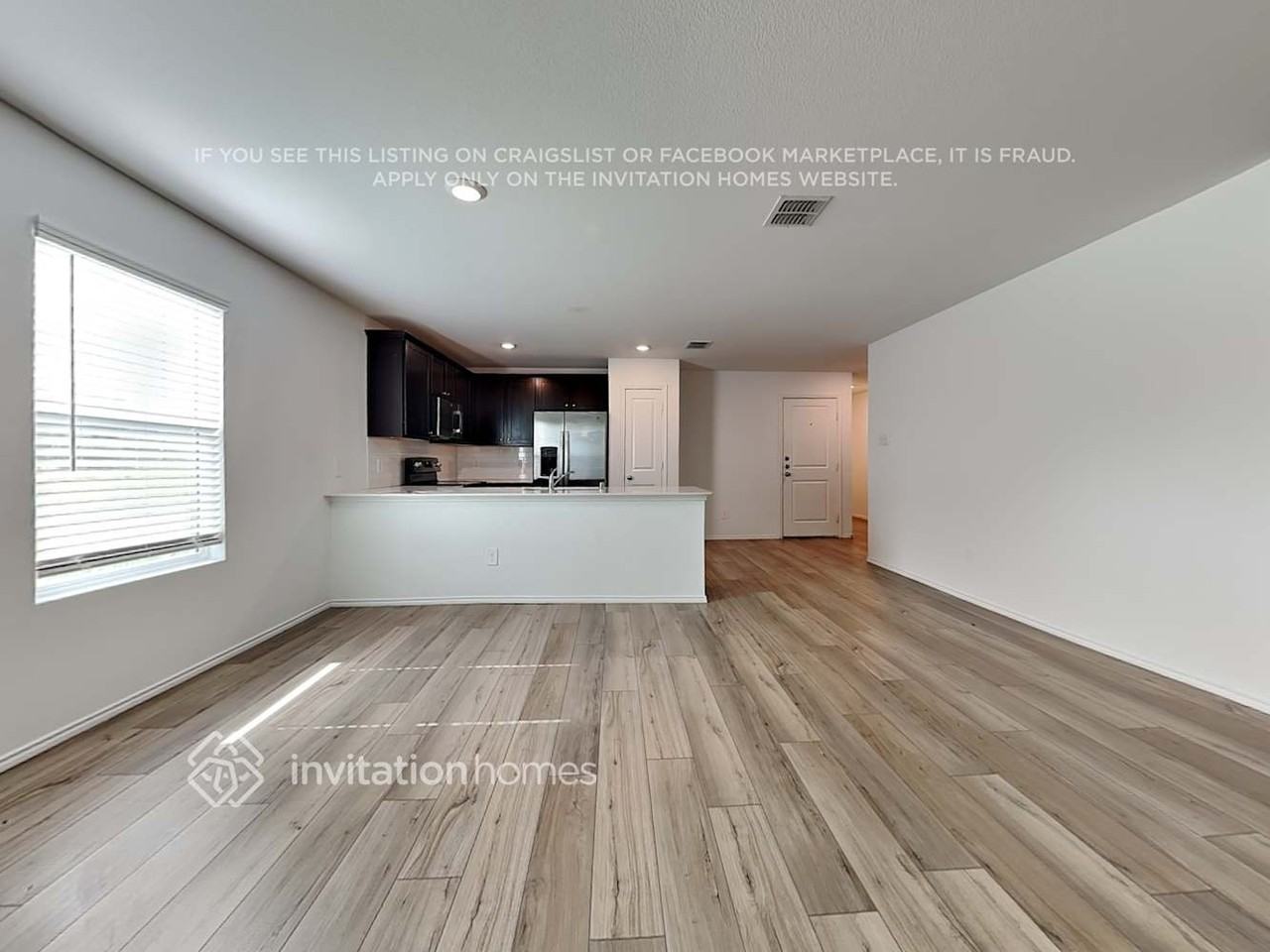 10645 Sewell Cir - Photo 5 of 18