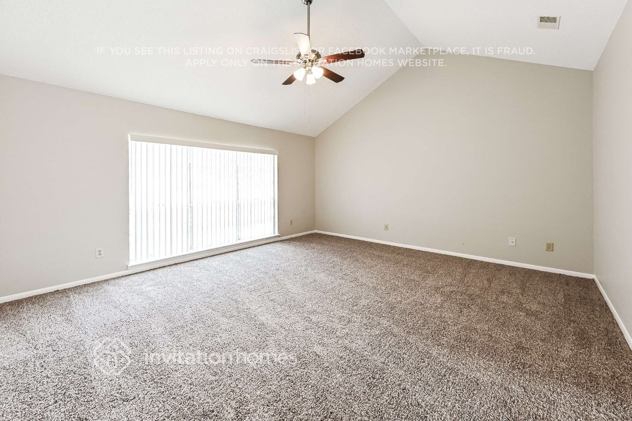 16302 Hickory Point Rd - Photo 7 of 15