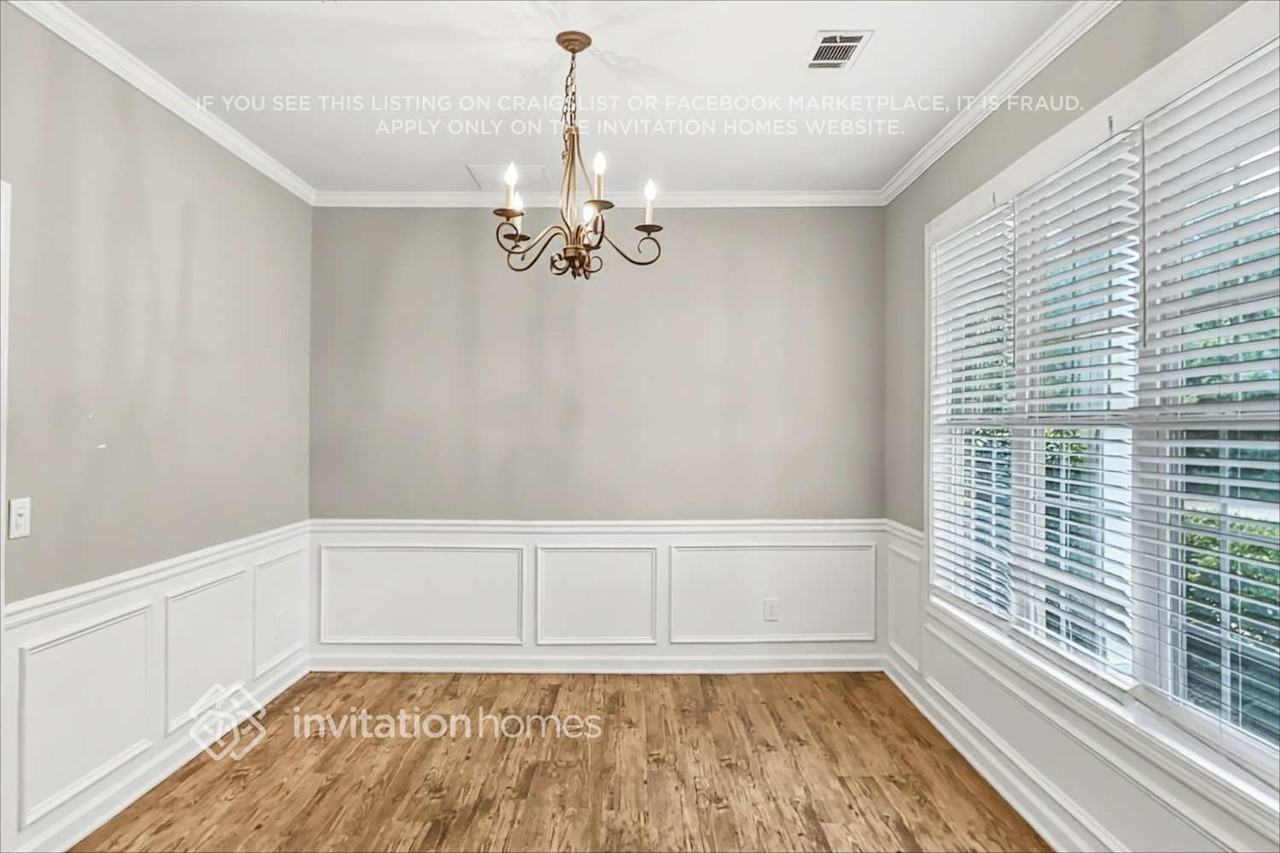 8920 Watersedge Ct - Photo 7 of 21