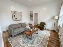 featured image of 534 W Market St