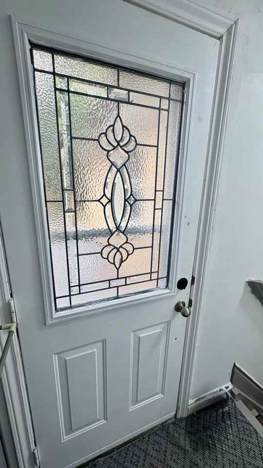 36 McLaughlin Road North - Photo 5 of 15