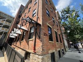 featured image of 209 Woodward St