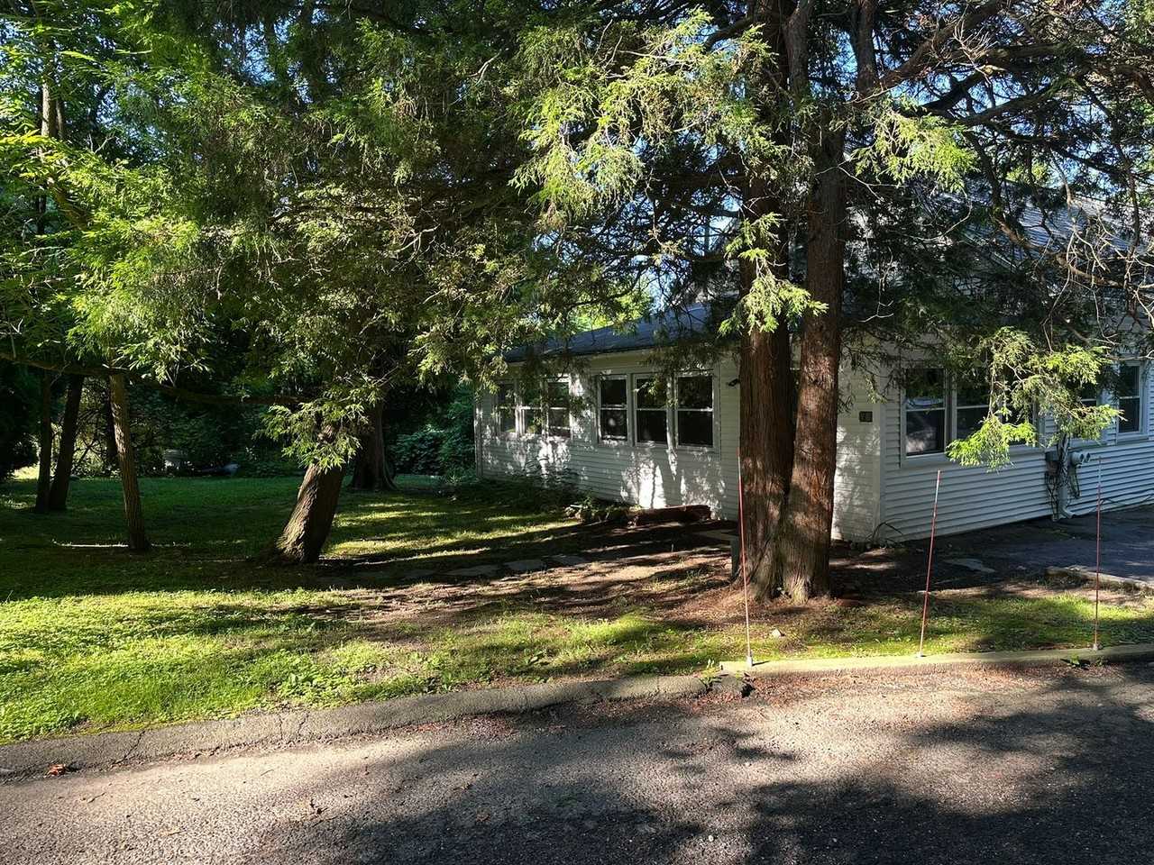 416 Old Montague Rd - Photo 7 of 30