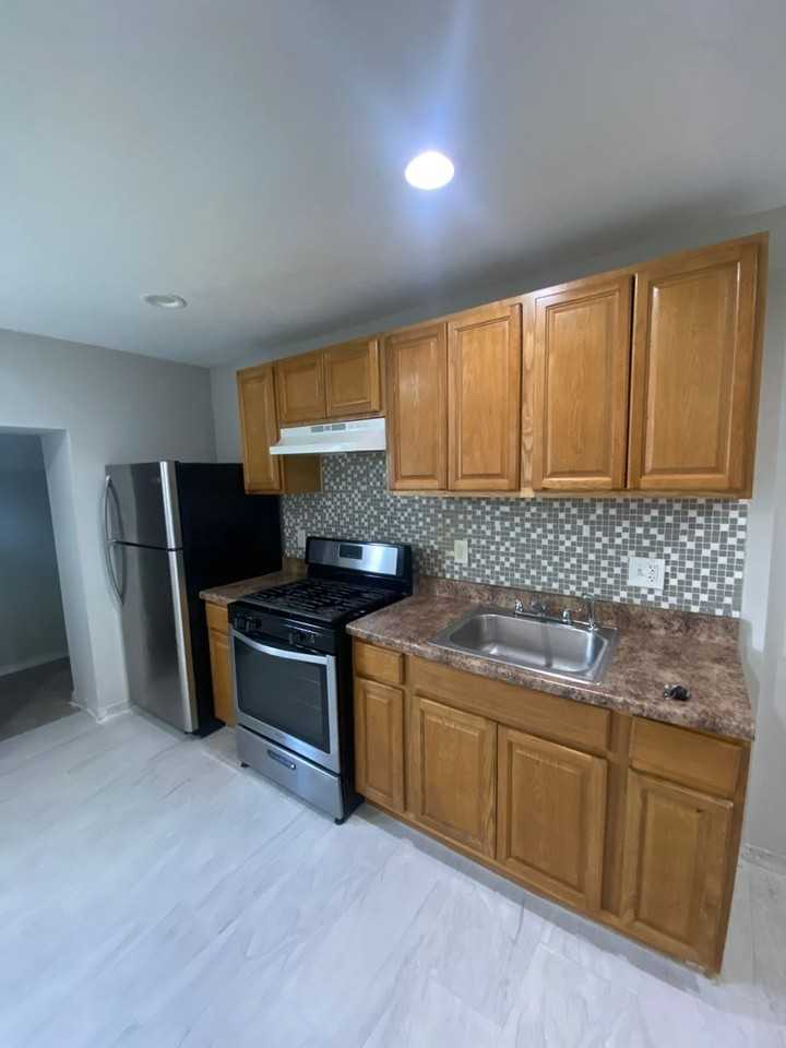 6969 Rodney St - Photo 3 of 20