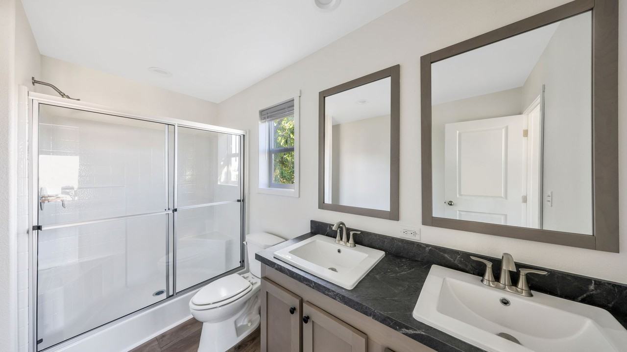 2920 Heller Rd #76O - Photo 7 of 11