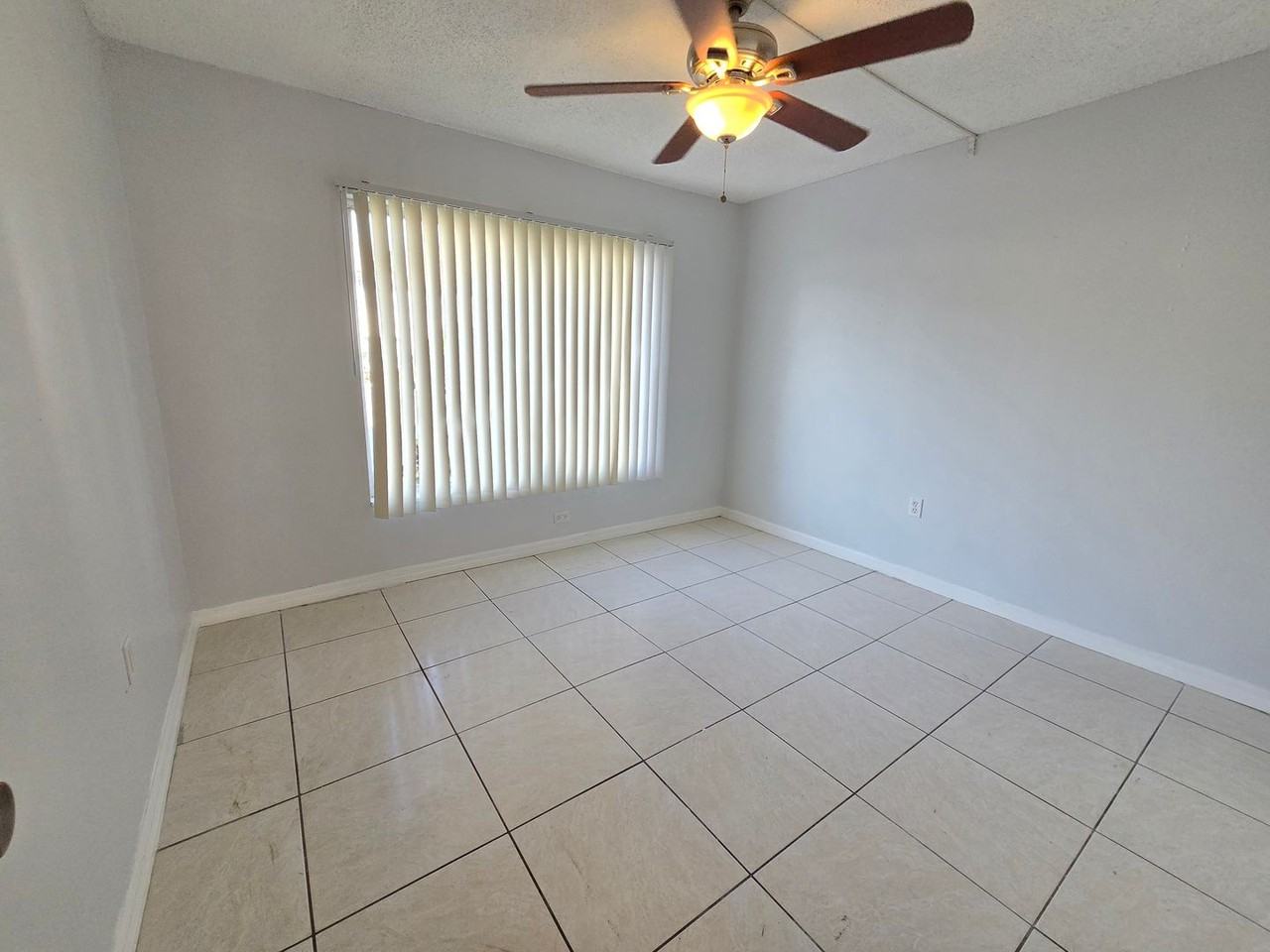 2740 Hidden Lake Blvd #A - Photo 7 of 12