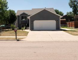 featured image of 549 Hanover Dr