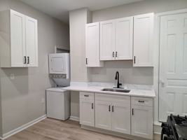 featured image of 416 N Broom St