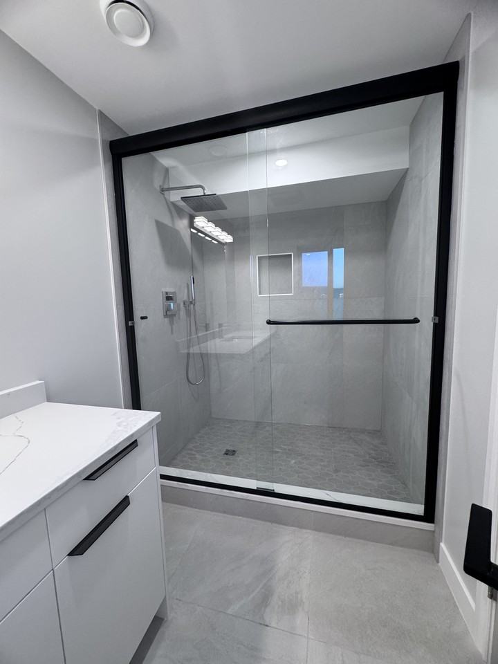2111 Regan Ave - Photo 4 of 4