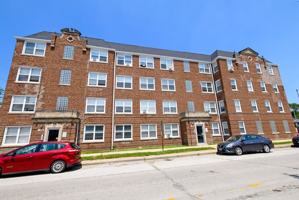featured image of 102 Memorial Dr