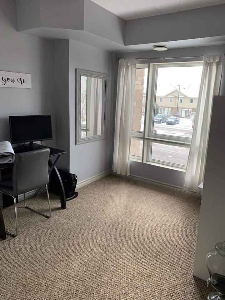 67 Kingsbury Sq - Photo 5 of 17