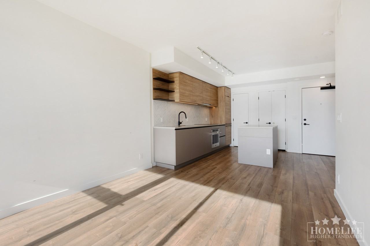 10448 University Dr - Photo 7 of 18