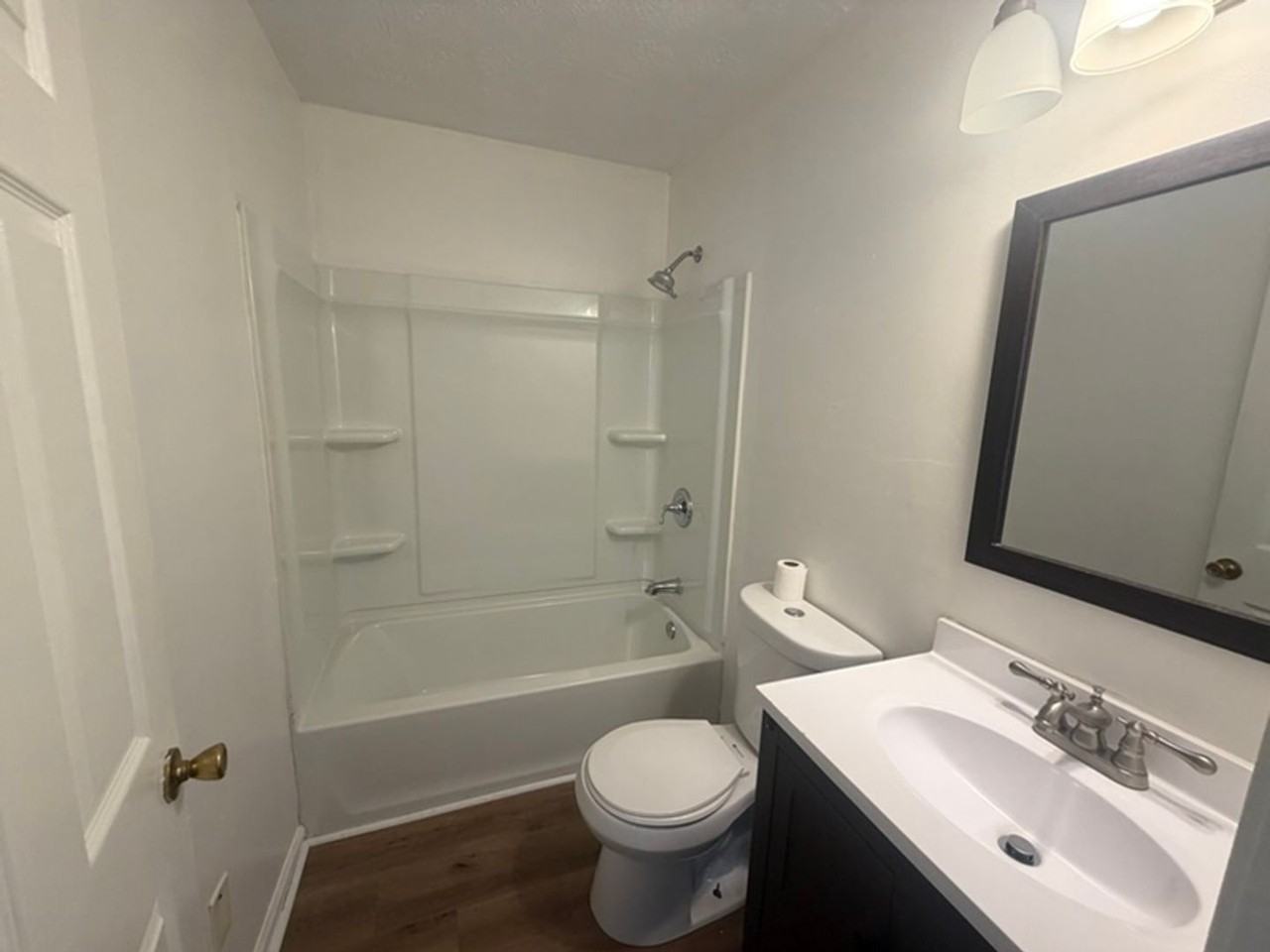 1307 E Moody Ave - Photo 6 of 12