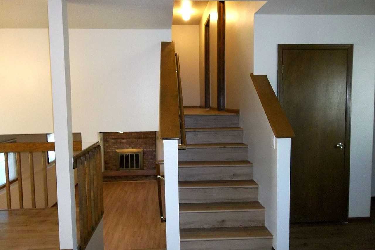 1448 Sioux Blvd - Photo 2 of 8