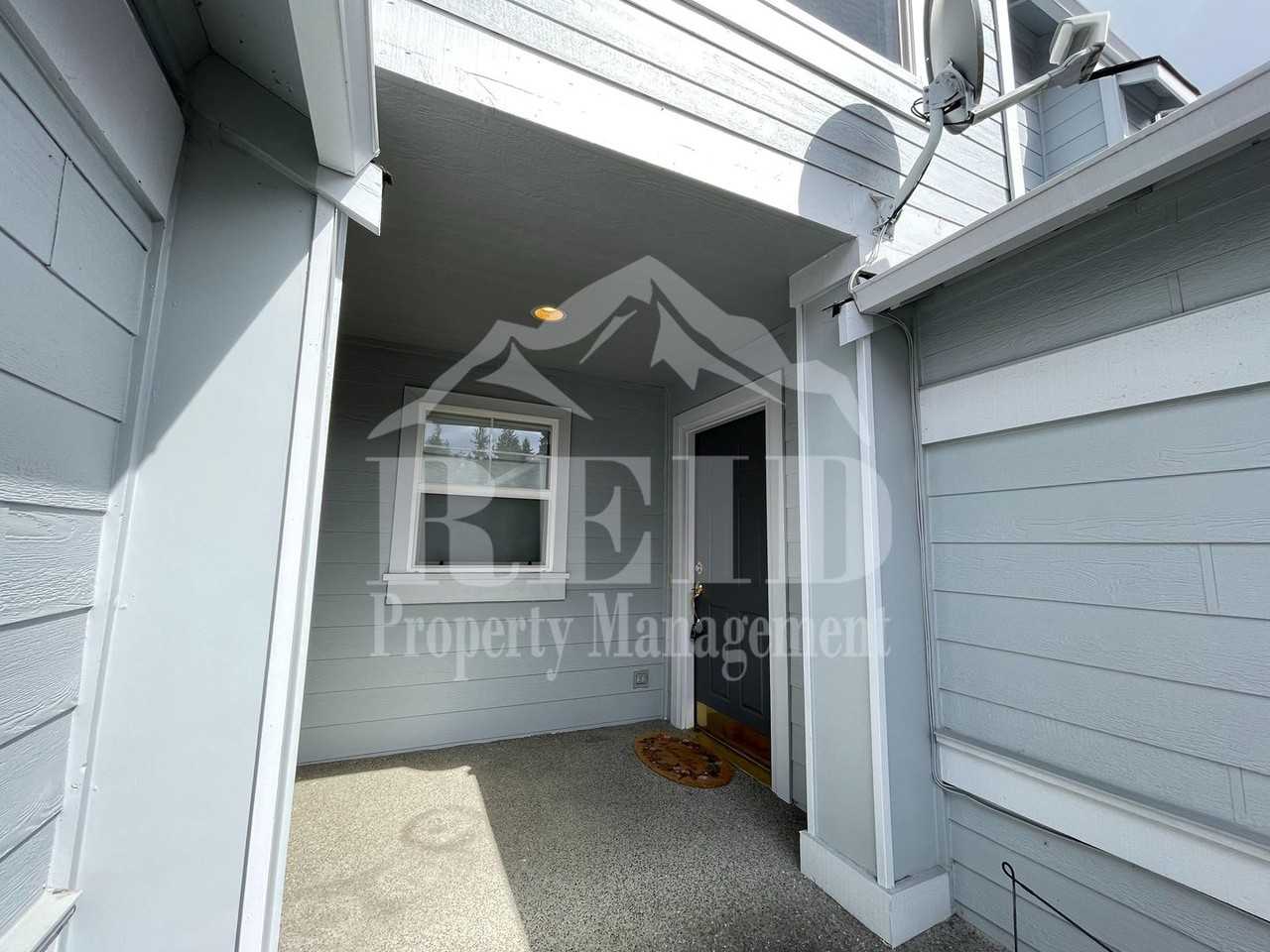 9595 Long Point Ln Nw - Photo 2 of 23