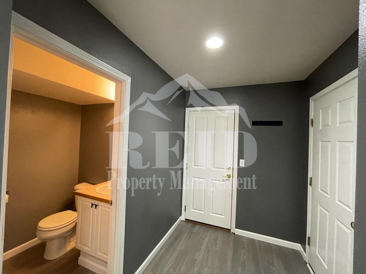 9595 Long Point Ln Nw - Photo 6 of 23