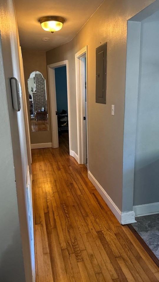 2831 21st St Ne - Photo 4 of 9