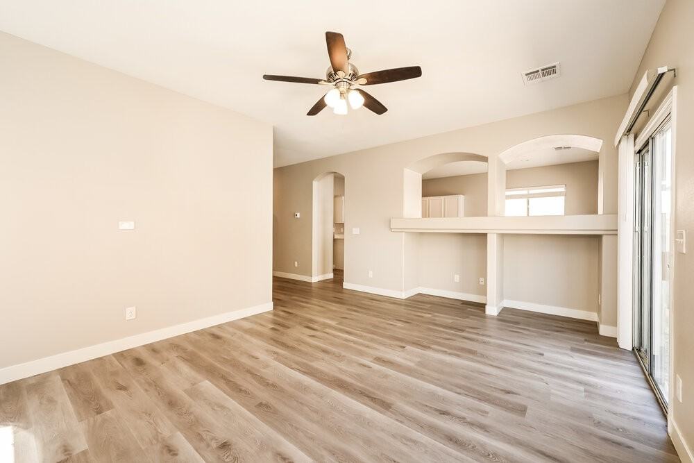 5864 Cape Hatteras Ct - Photo 6 of 17