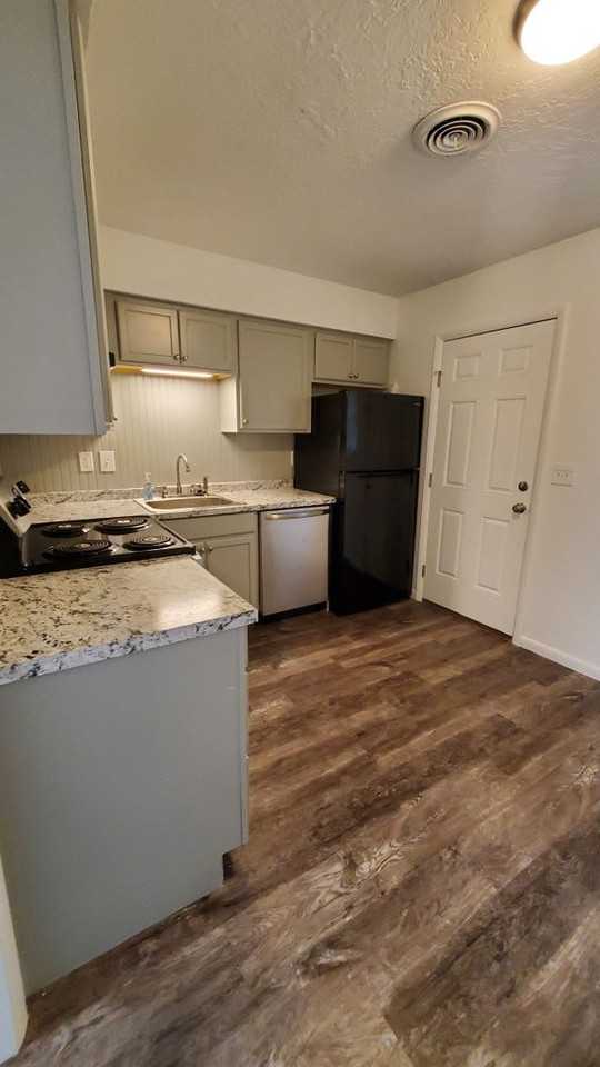 2018 Cherokee Ln - Photo 4 of 12