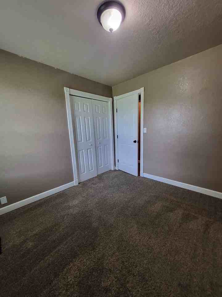 2008 Grassland Dr - Photo 7 of 16