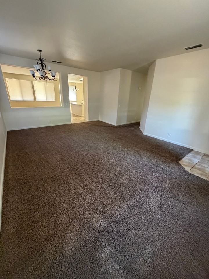 3533 Santiago Ave - Photo 2 of 19