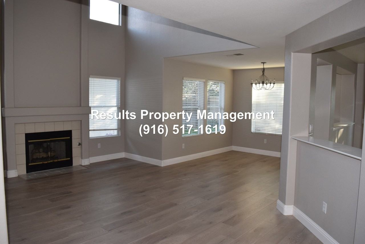 3488 Apollo Cir - Photo 2 of 17