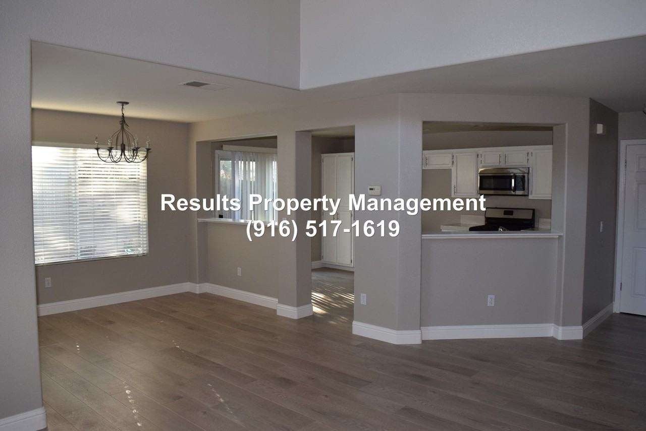3488 Apollo Cir - Photo 4 of 17