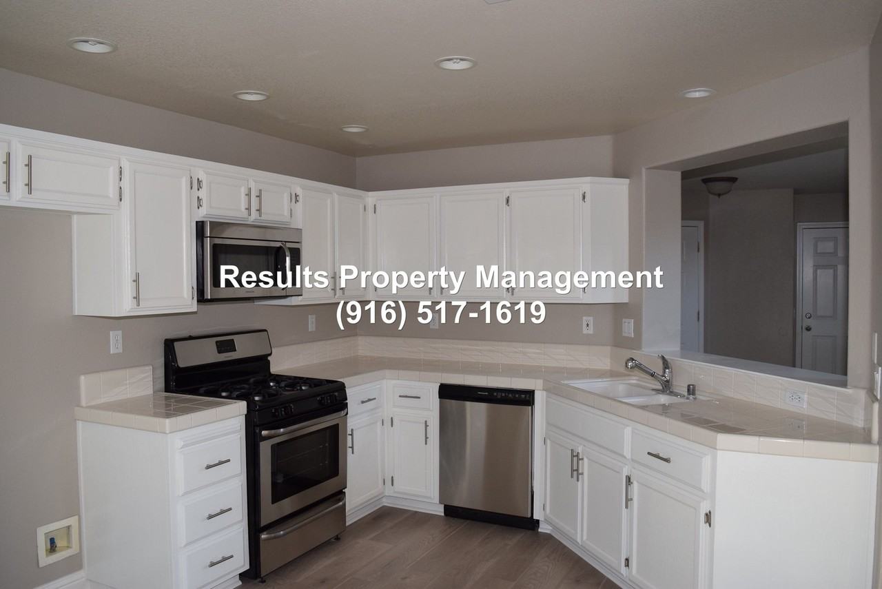 3488 Apollo Cir - Photo 6 of 17