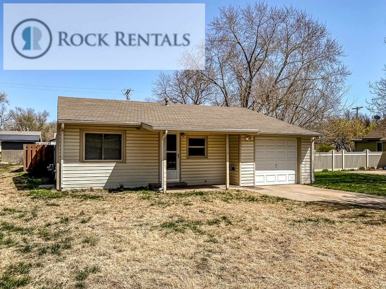 1516 Woodlawn St - Photo 2 of 16
