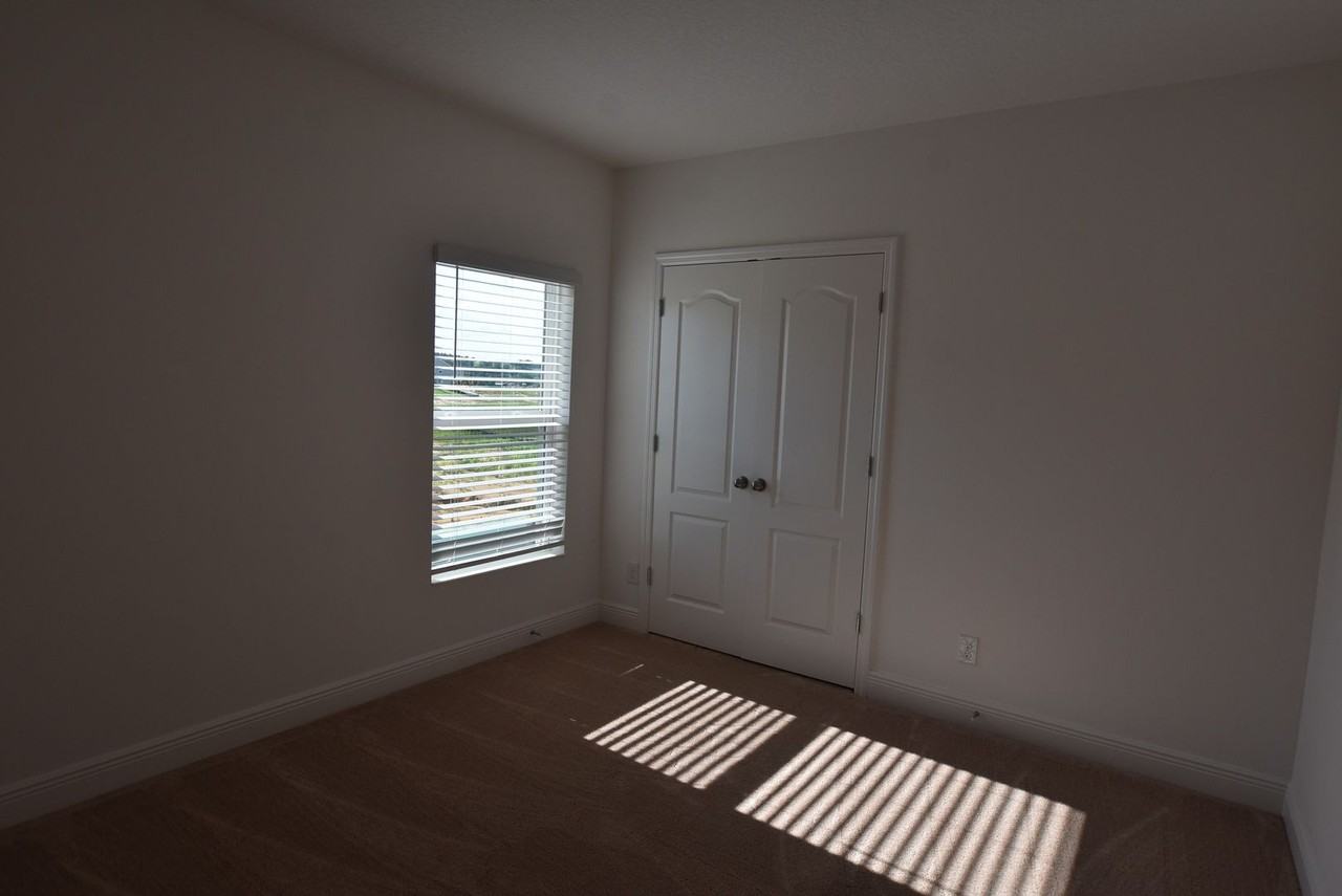 1197 Cavender Creek Rd - Photo 7 of 34