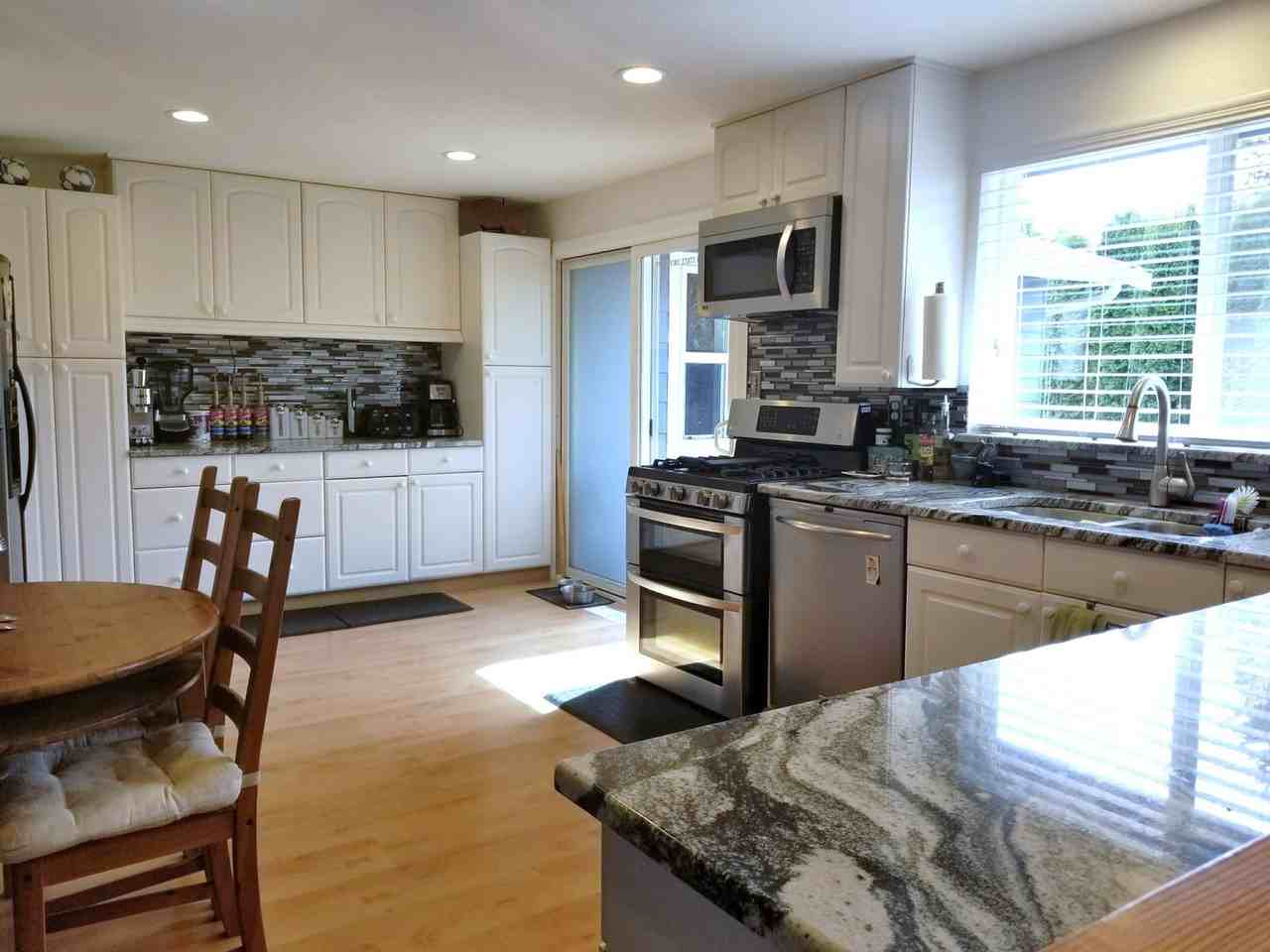 11201 Se 225th St - Photo 7 of 24
