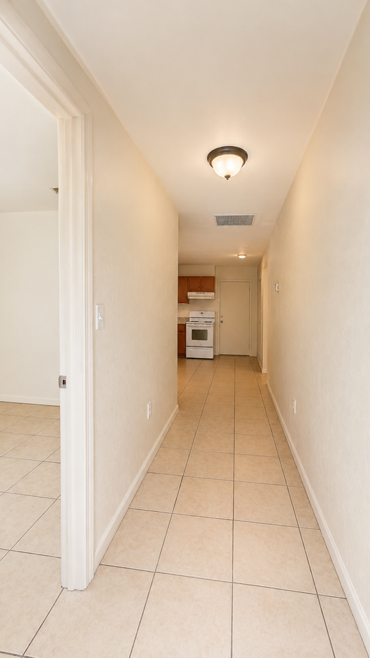 3713 Washington Ave - Photo 5 of 15