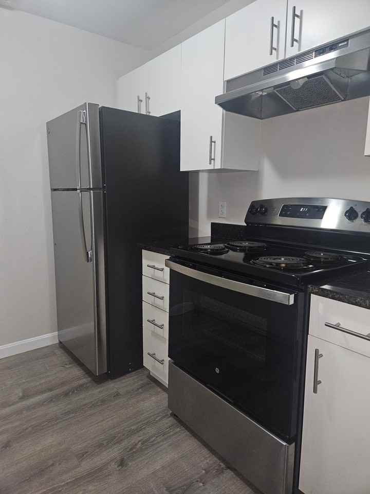 Border City Mills Apartments - Photo 2 of 17