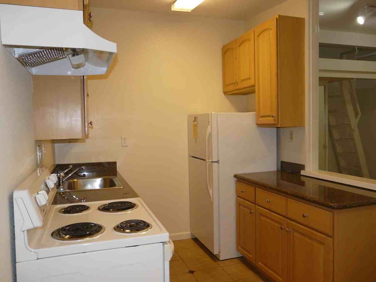 315 Easy St #10 - Photo 7 of 8