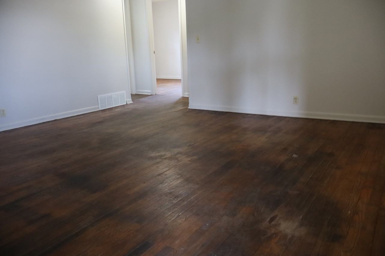 Prescott 410 E #7 - Photo 2 of 6