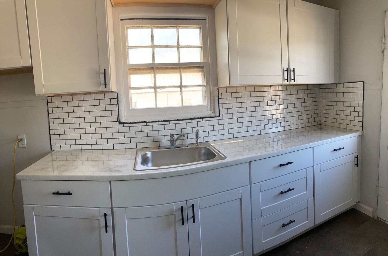 1007 Grant St - Photo 3 of 10