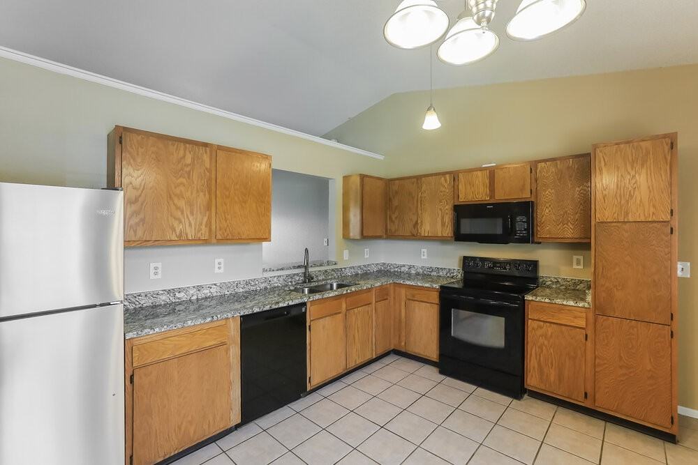 1418 Green Spring Way - Photo 6 of 16