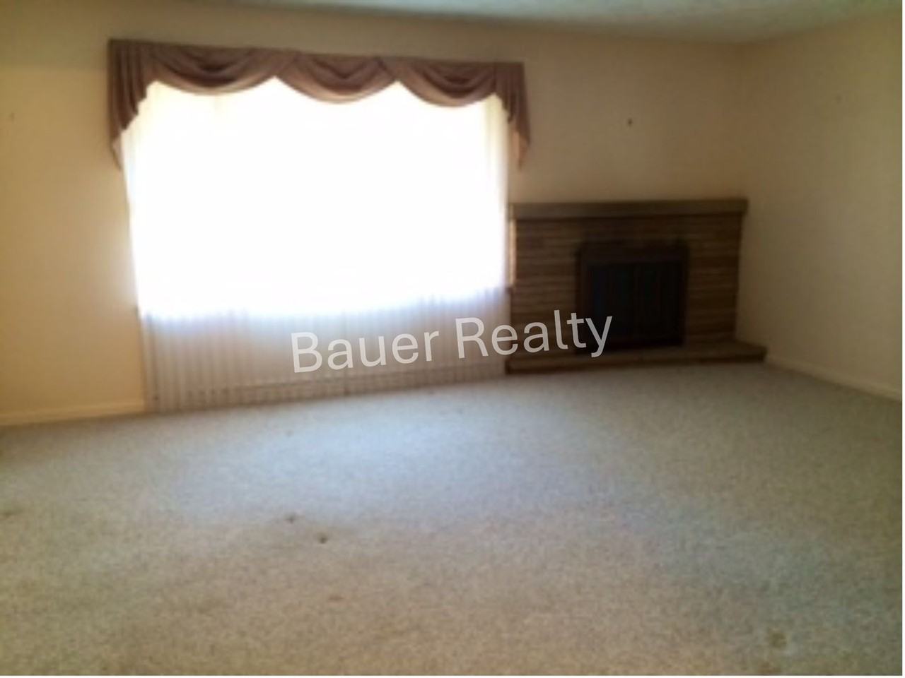1111 Hale Ave - Photo 2 of 10