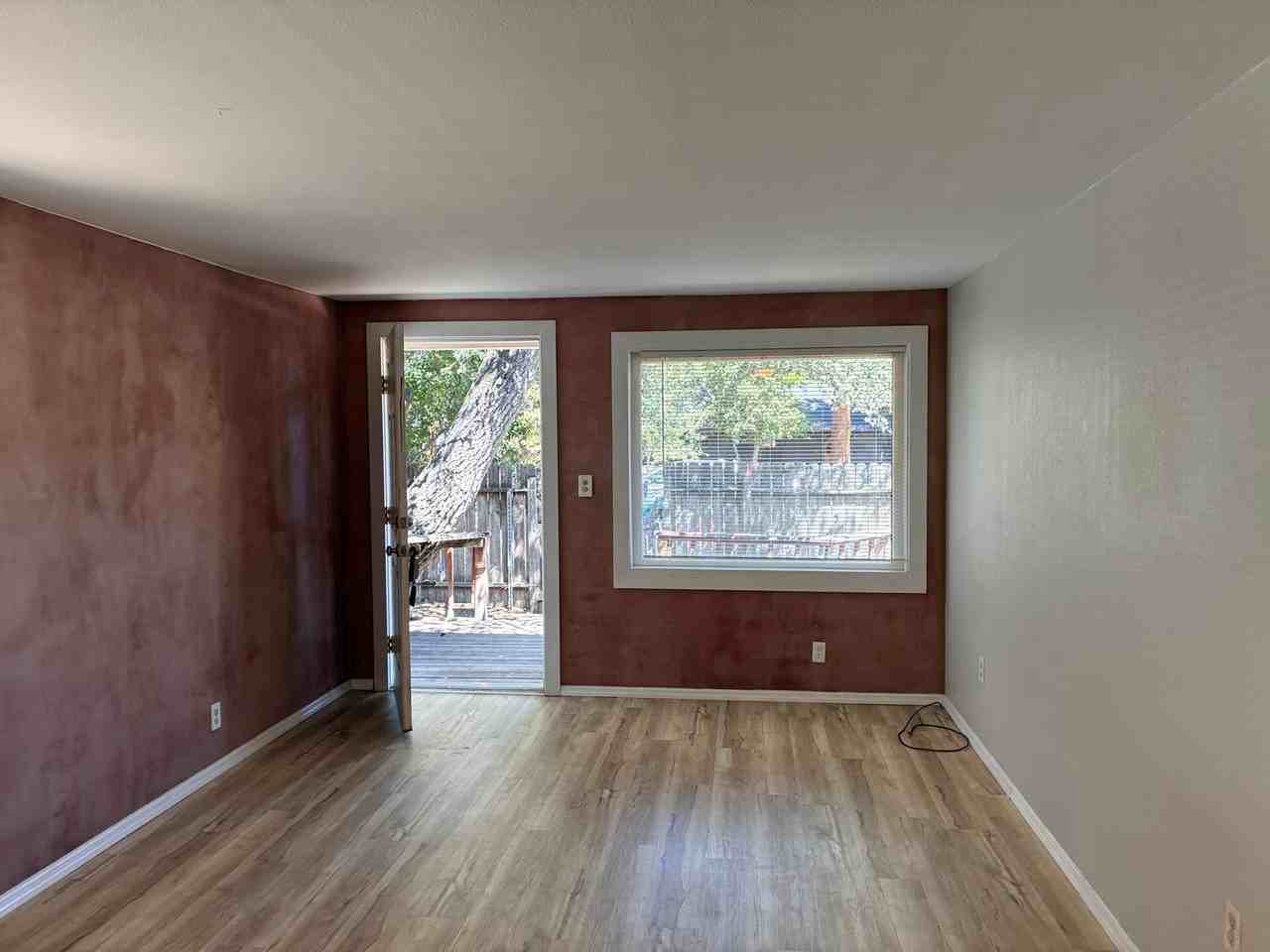 817 Nw Federal St - Photo 5 of 17