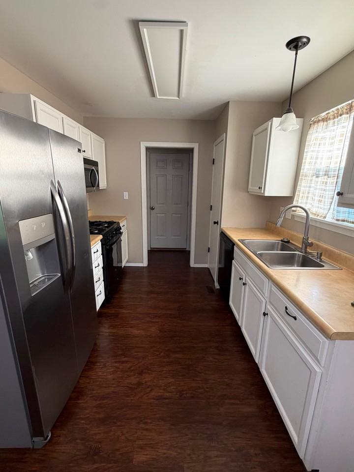 2048 Peine Forest Dr #1 - Photo 2 of 9