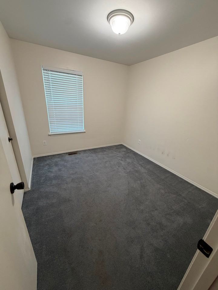 2048 Peine Forest Dr #1 - Photo 3 of 9