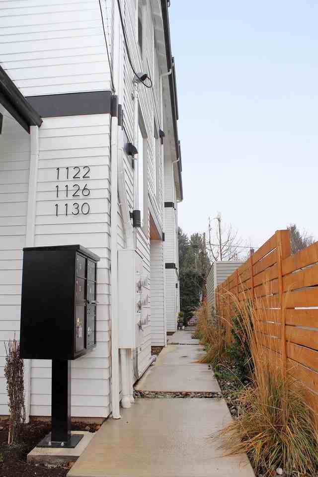 1126 Se Tenino St - Photo 3 of 32