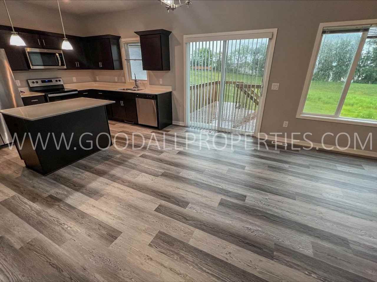 1730 Howard Dr - Photo 6 of 28