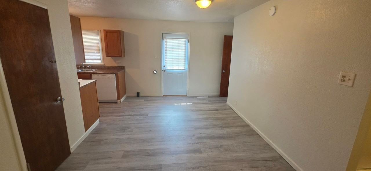 2023 Ridgewood Ln - Photo 5 of 14