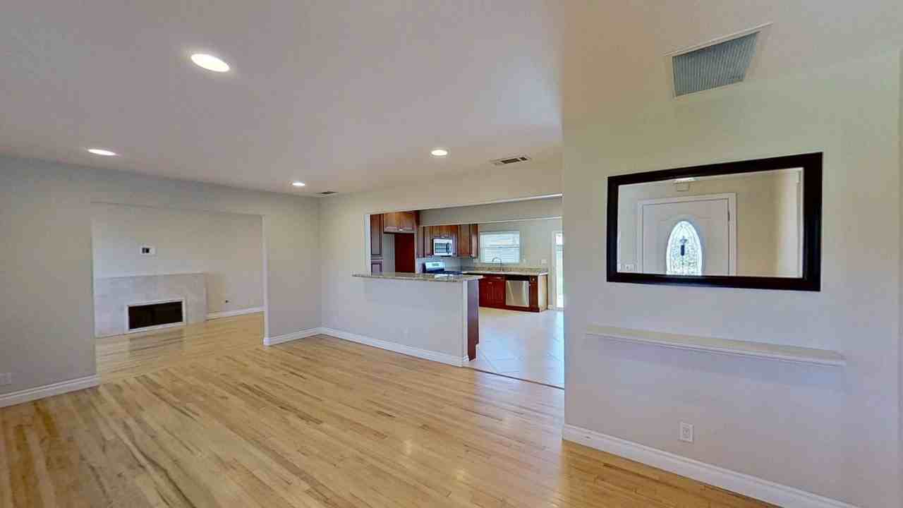 420 Adlena Dr - Photo 6 of 31