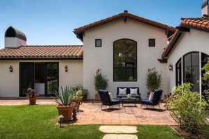 featured image of 4357 Cuna Dr #1